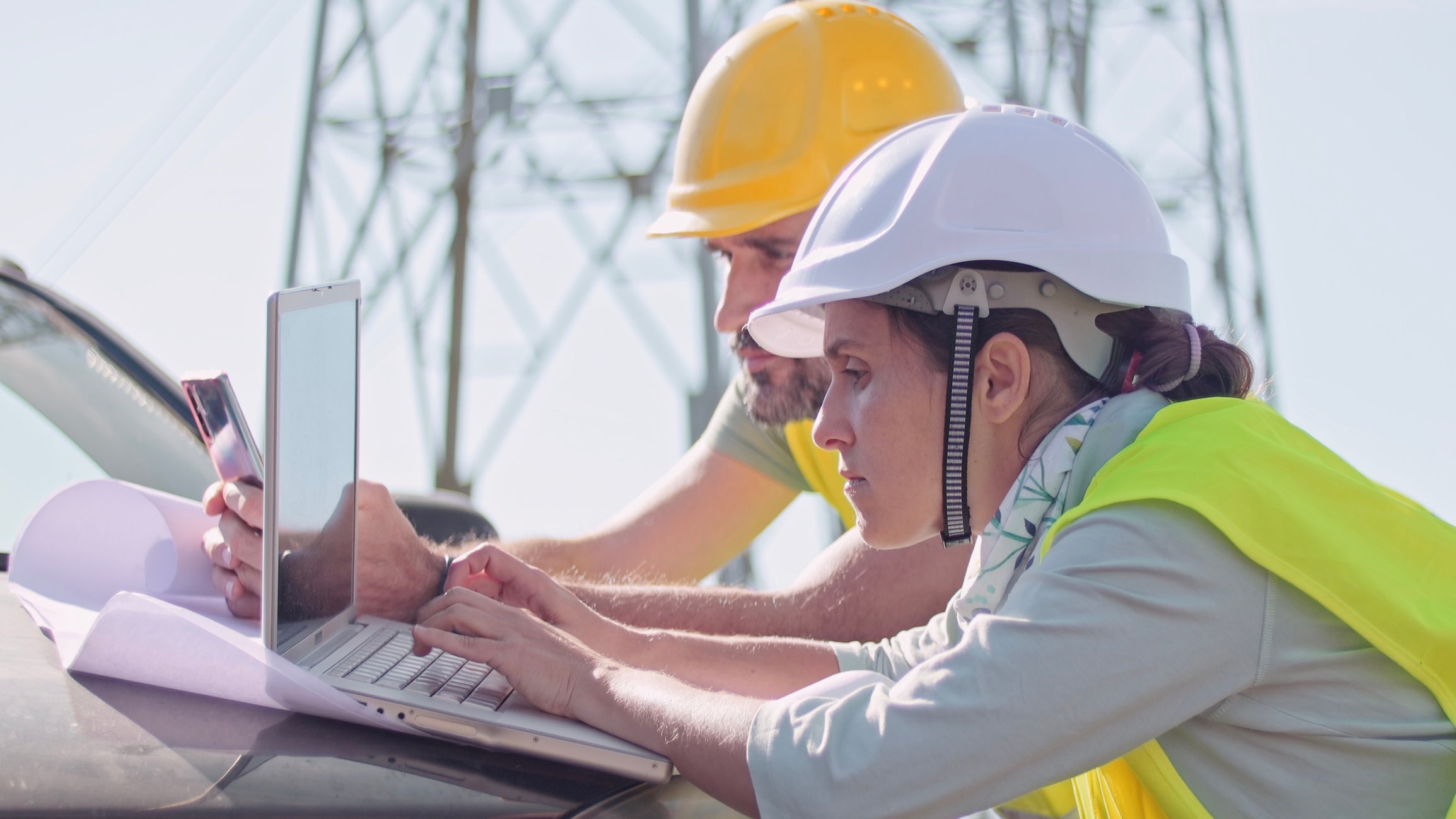 4 Ways Construction Management Software Enhances Broadband Projects